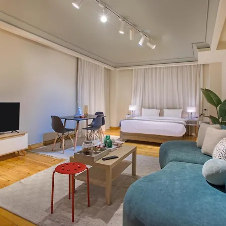 Nichenookstays-2